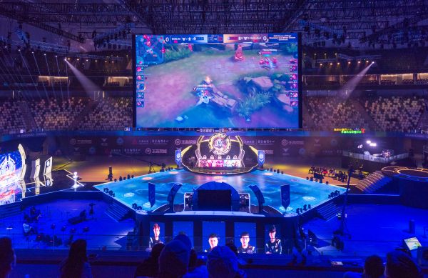 保持他们的 保持他们的