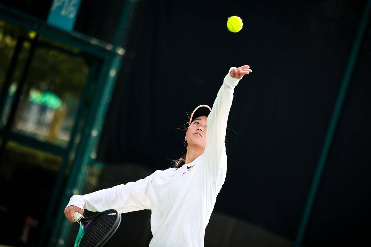 发球的稳定 发球的稳定