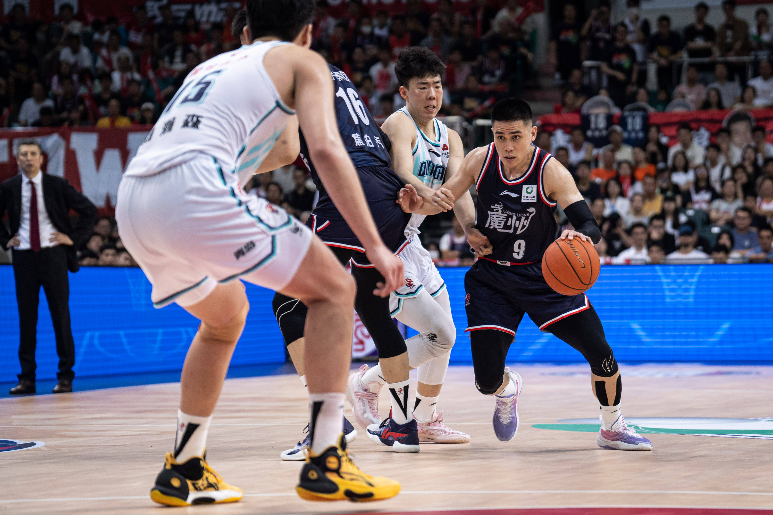 轻球队提供 轻球队提供