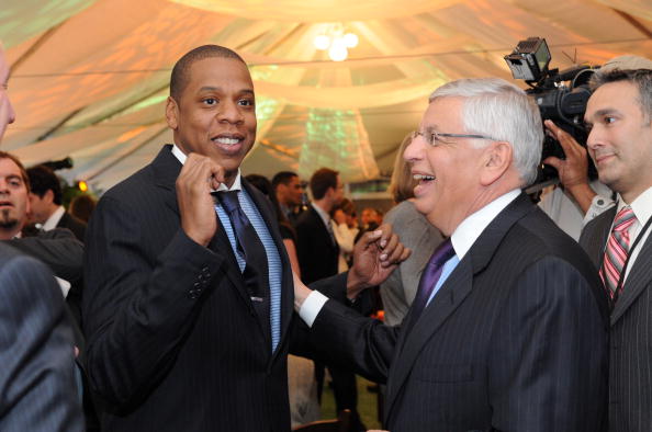 苗寨歌舞与 苗寨歌舞与